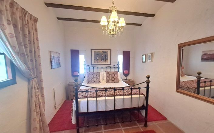 Image No.59-7 Bed House for sale