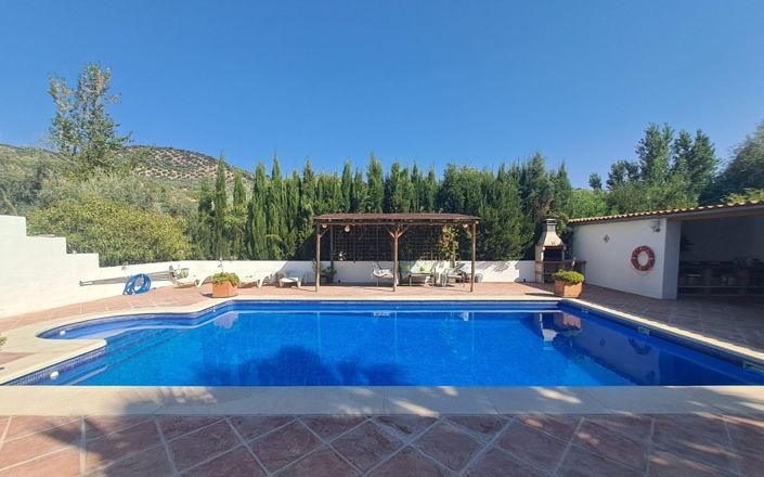 Image No.67-7 Bed House for sale