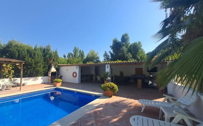 Image No.68-7 Bed House for sale