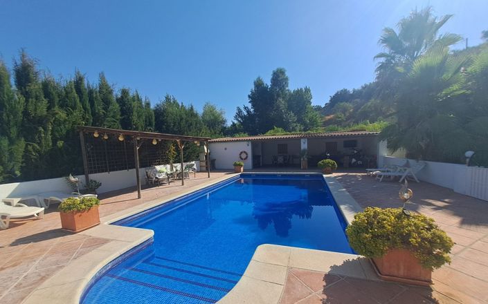 Image No.73-7 Bed House for sale