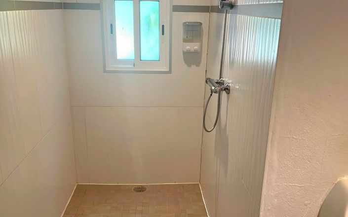 Image No.77-7 Bed House for sale