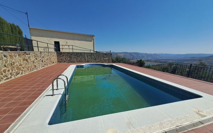 Image No.14-5 Bed House for sale