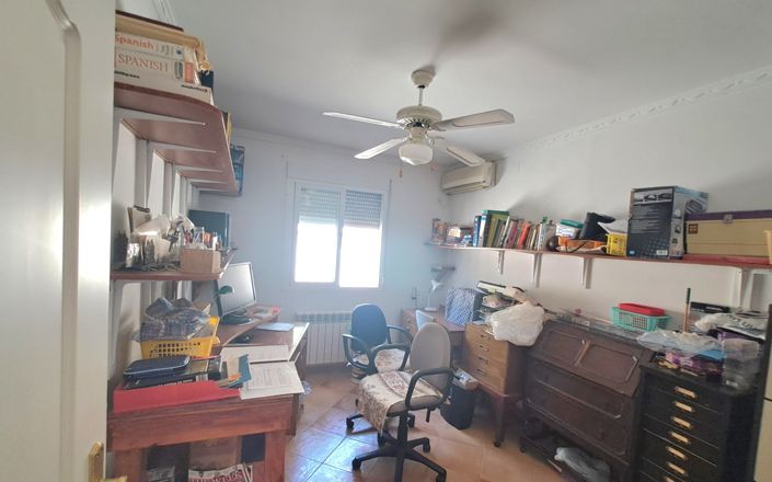 Image No.29-5 Bed House for sale