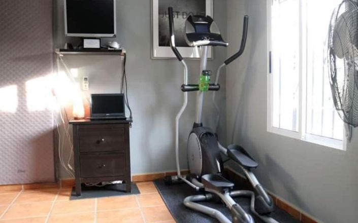 Image No.32-6 Bed House for sale