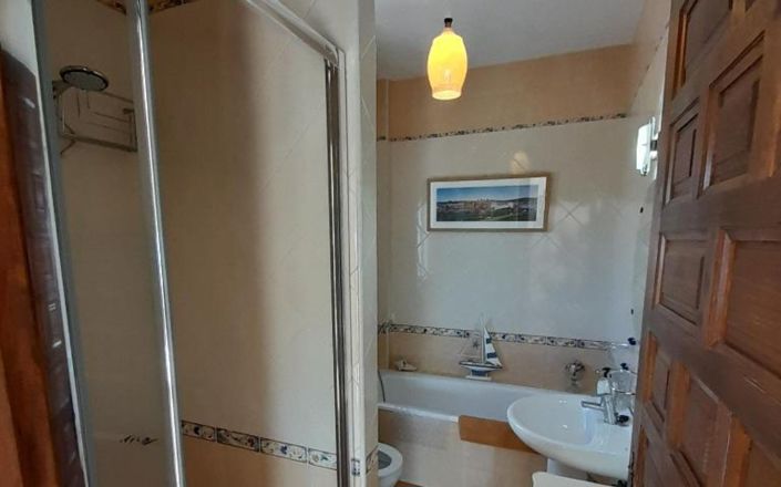 Image No.39-6 Bed House for sale