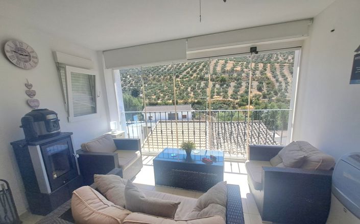 Image No.11-4 Bed House for sale