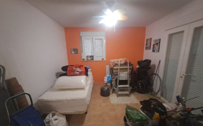 Image No.25-4 Bed House for sale