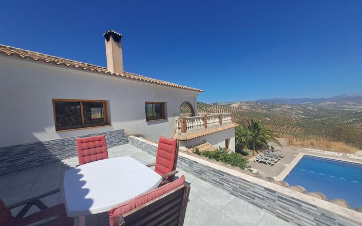 Image No.26-6 Bed House for sale