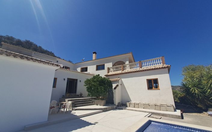 Image No.3-6 Bed House for sale