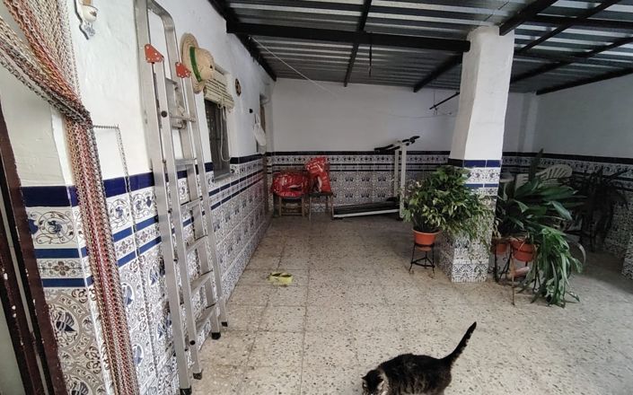 Image No.10-6 Bed House for sale