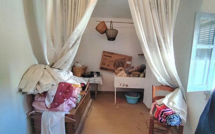 Image No.22-6 Bed House for sale