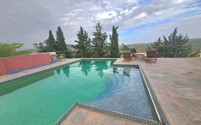 Image No.15-7 Bed House for sale