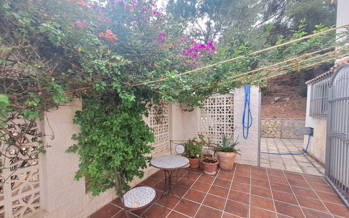 Image No.25-7 Bed House for sale