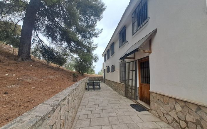 Image No.29-7 Bed House for sale