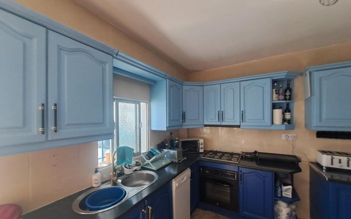 Image No.16-7 Bed House for sale