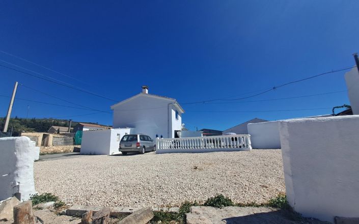 Image No.4-7 Bed House for sale