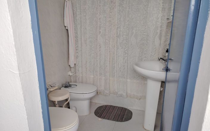 Image No.14-4 Bed House for sale