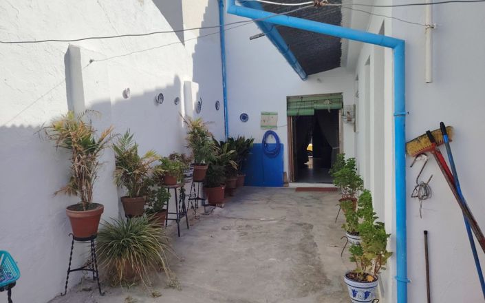 Image No.2-4 Bed House for sale