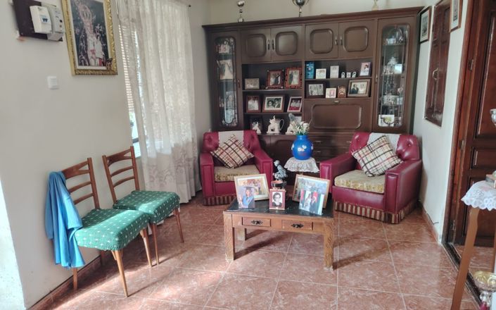 Image No.5-4 Bed House for sale