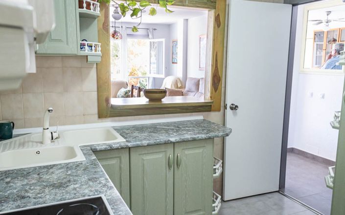 Image No.15-4 Bed House for sale