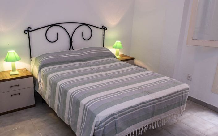 Image No.20-4 Bed House for sale