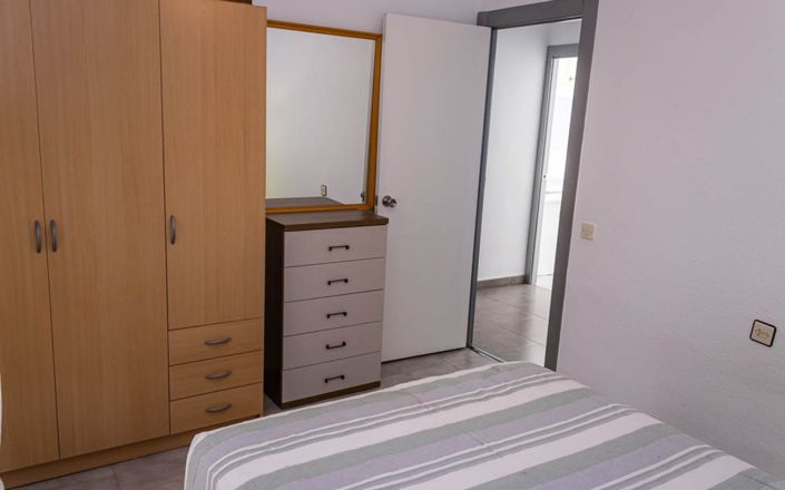 Image No.22-4 Bed House for sale