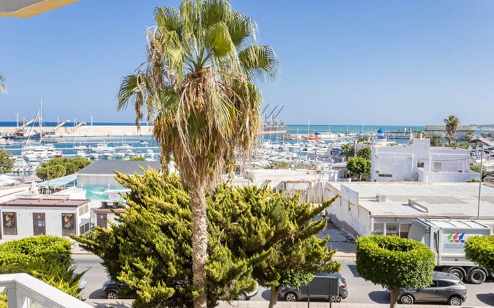 Image No.34-4 Bed House for sale