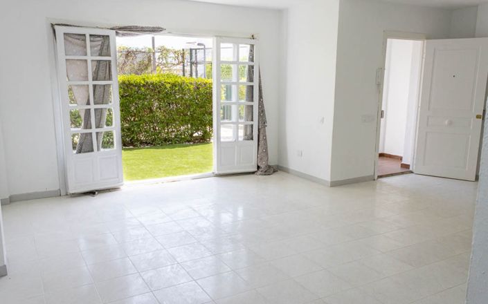 Image No.6-2 Bed House for sale