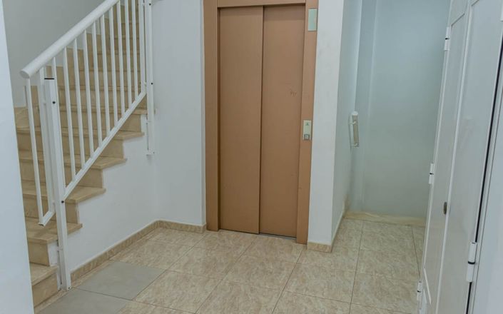 Image No.26-3 Bed House for sale