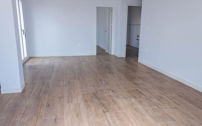 Image No.9-3 Bed House for sale