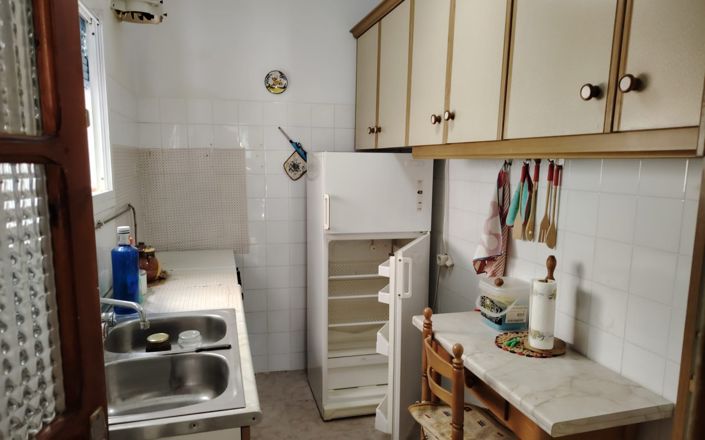 Image No.6-2 Bed House for sale