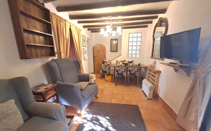 Image No.14-5 Bed House for sale