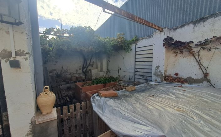 Image No.46-5 Bed House for sale