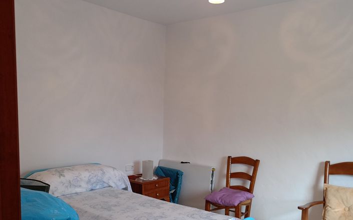 Image No.17-4 Bed House for sale