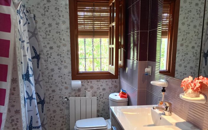 Image No.28-3 Bed House for sale