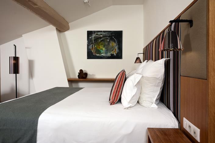 Image No.3-7 Bed Hotel for sale