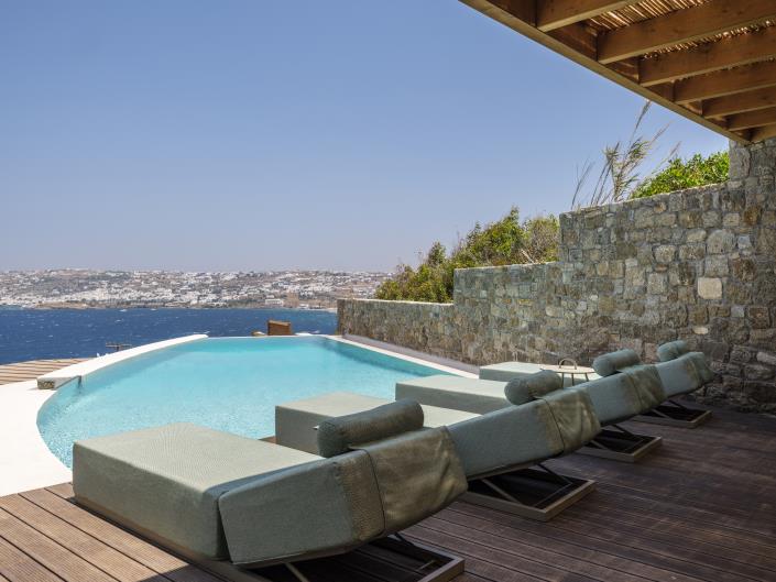 Image No.2-5 Bed Villa for sale