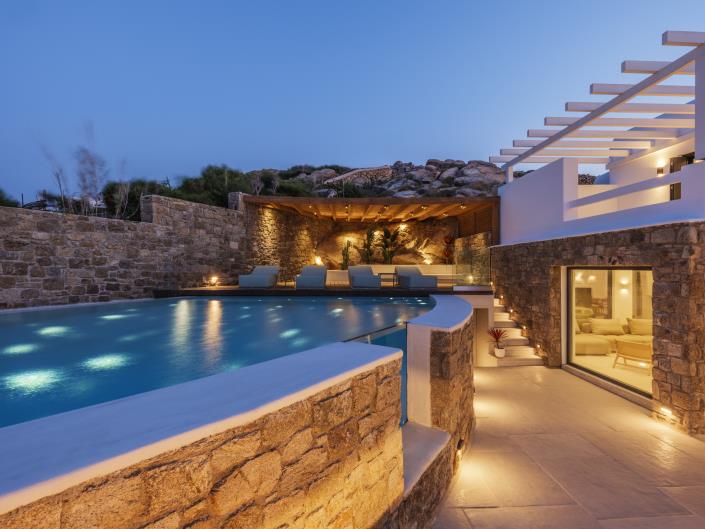 Image No.17-5 Bed Villa for sale