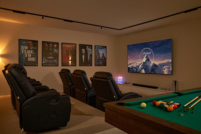 Image No.3-6 Bed Villa for sale