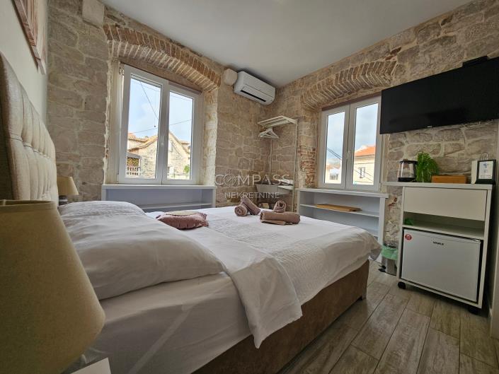 Image No.10-3 Bed Apartment for sale