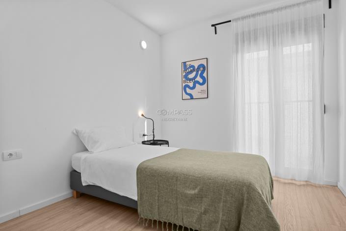 Image No.16-8 Bed Villa for sale