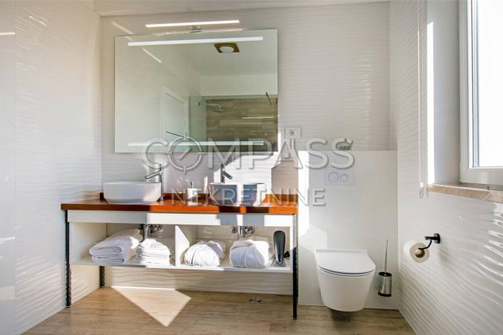 Image No.28-4 Bed Villa for sale