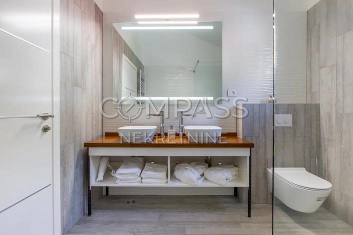 Image No.29-4 Bed Villa for sale