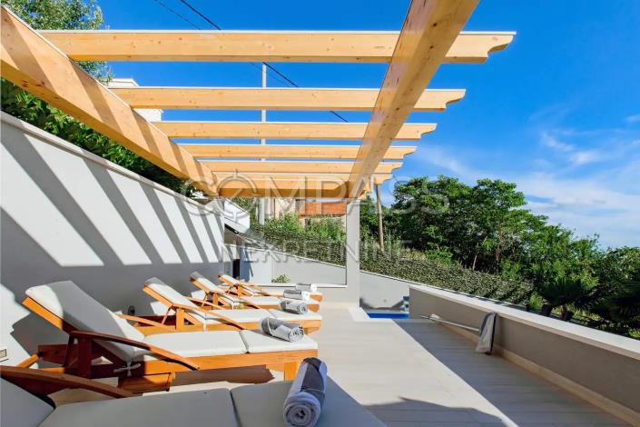 Image No.32-4 Bed Villa for sale