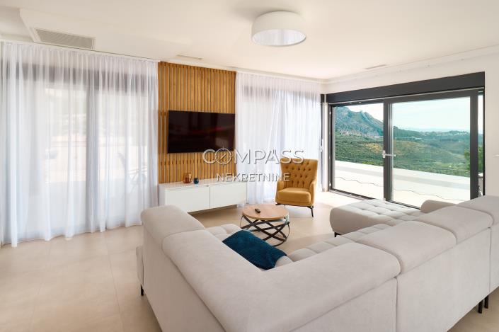 Image No.10-4 Bed Villa for sale