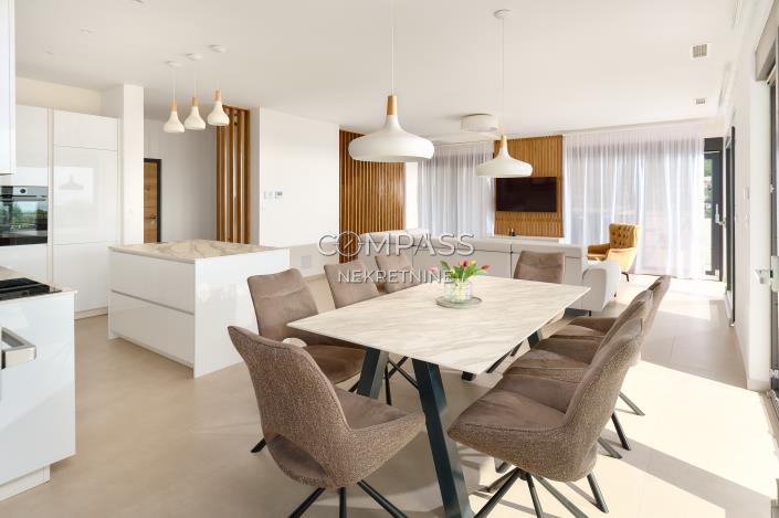 Image No.34-4 Bed Villa for sale