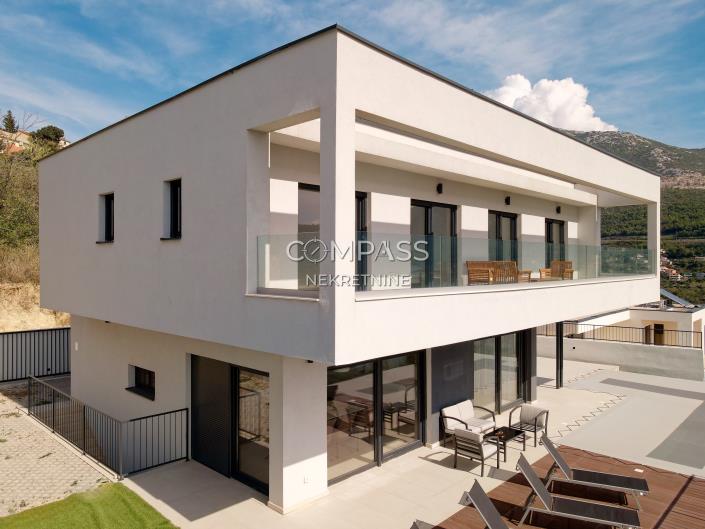 Image No.53-4 Bed Villa for sale