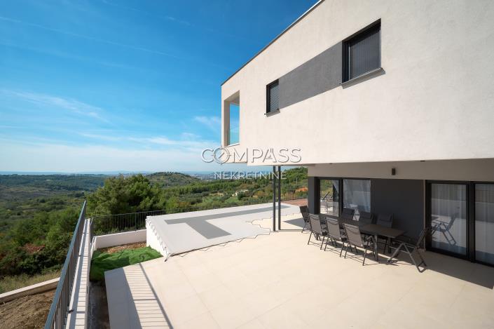 Image No.54-4 Bed Villa for sale