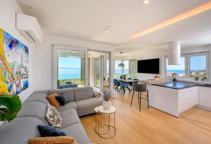 Image No.1-3 Bed Apartment for sale