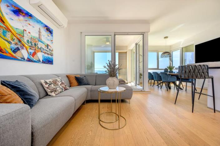 Image No.3-3 Bed Apartment for sale